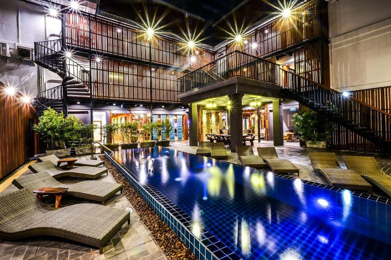 Lap Roi Karon Beachfront By Shanaya Kültér fotó